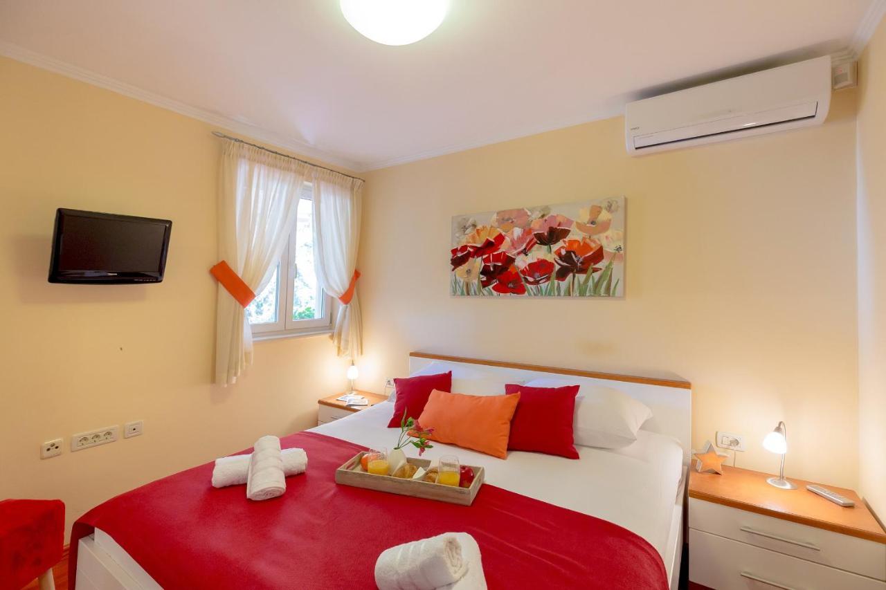 Leona & Borna'S Central Lapad Suites Дубровник Екстер'єр фото