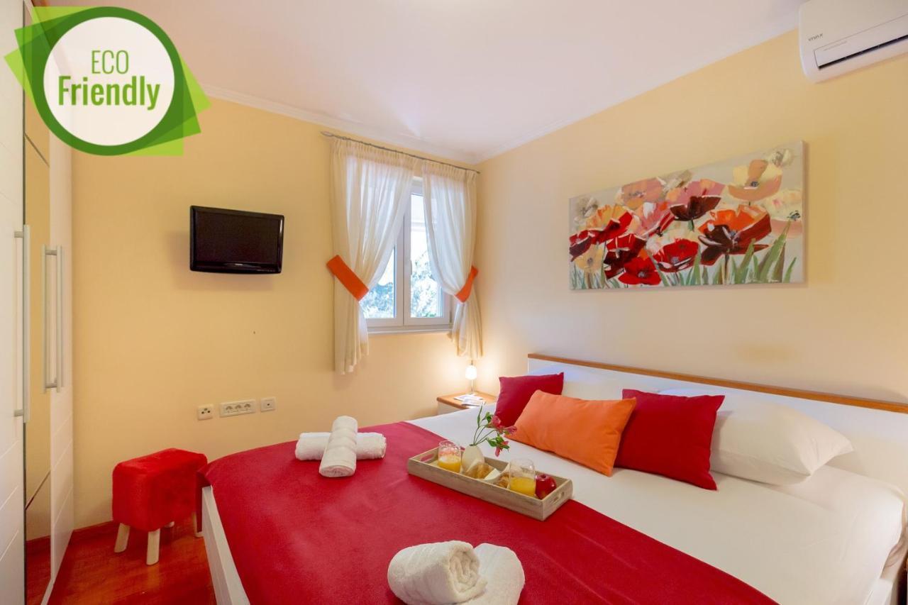 Leona & Borna'S Central Lapad Suites Дубровник Екстер'єр фото